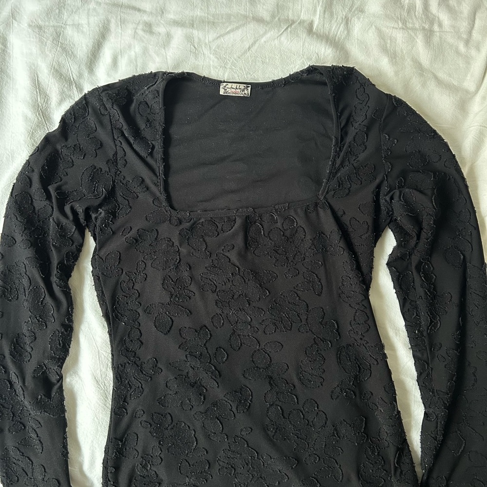 Free People floral longsleeve
